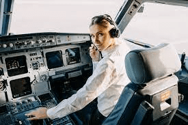 What Qualifications do you need to Become a Pilot?