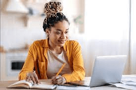 Top 10 online colleges that pay you to attend in 2022