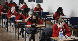 What happens if you do worse in a GCSE Resit?