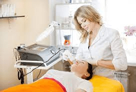 List of 15 Top Esthetician and Cosmetology Schools in the USA